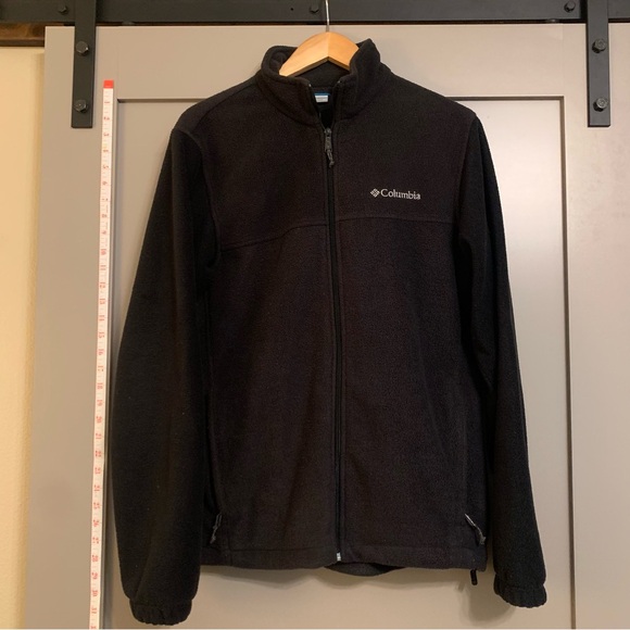 Columbia Black Performance Jacket for Ultimate Outdoor Comfort Men’s Medium - Picture 1 of 6